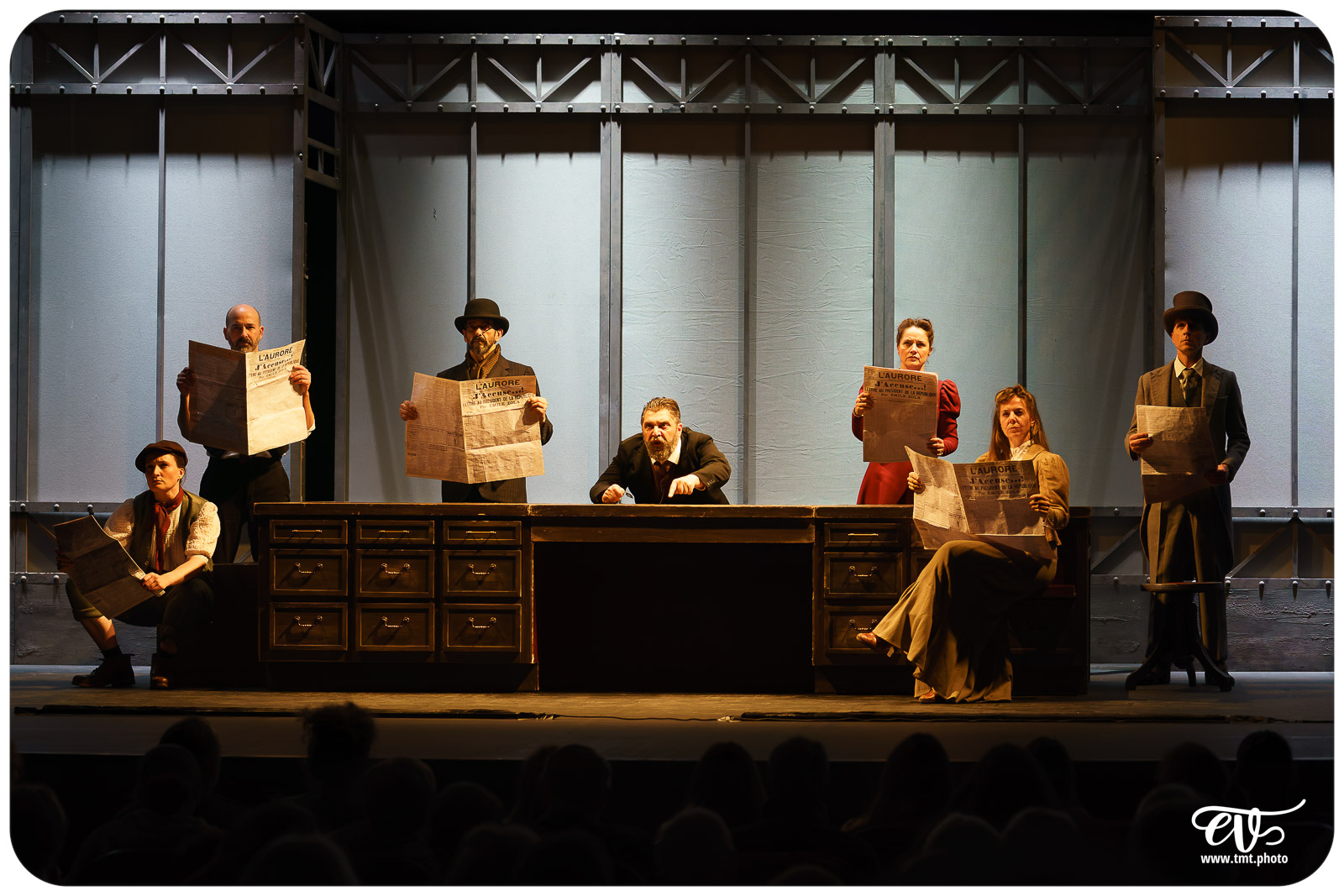 LES TÉMÉRAIRES (LE GRENIER DE BABOUCHKA)